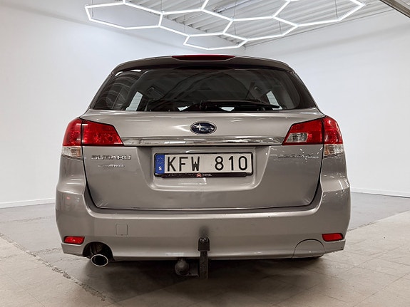 Subaru Legacy 7 of 27