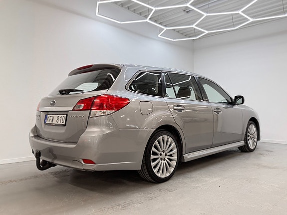 Subaru Legacy 6 of 27