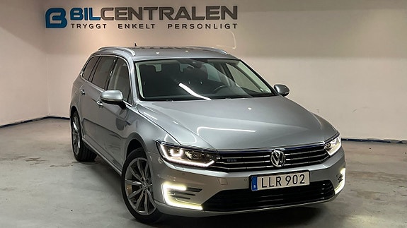 Volkswagen Passat 8 of 21
