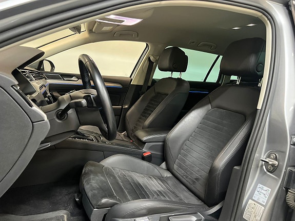 Volkswagen Passat 15 of 21