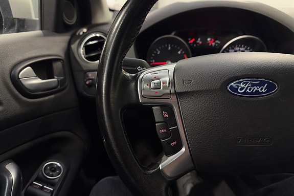 Ford Mondeo 10 of 18