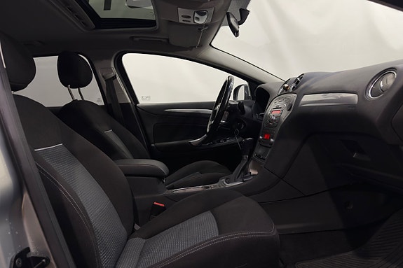 Ford Mondeo 16 of 18