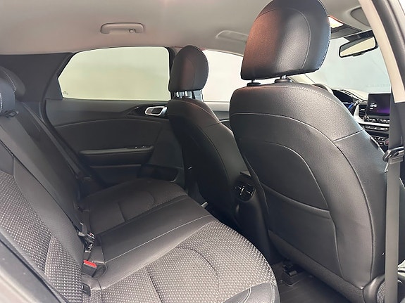 Kia XCeed 8 of 22