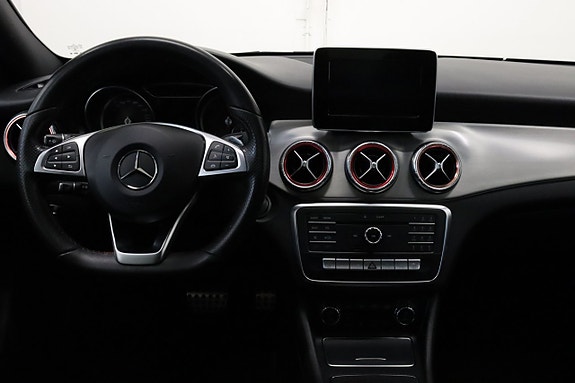 Mercedes-Benz CLA220 d 13 of 27