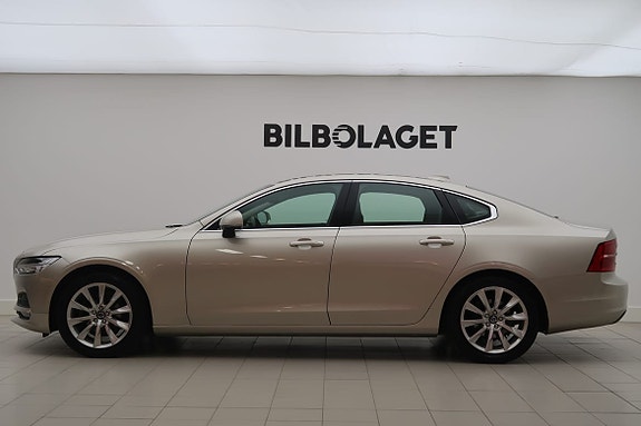 Volvo S90 2 of 5