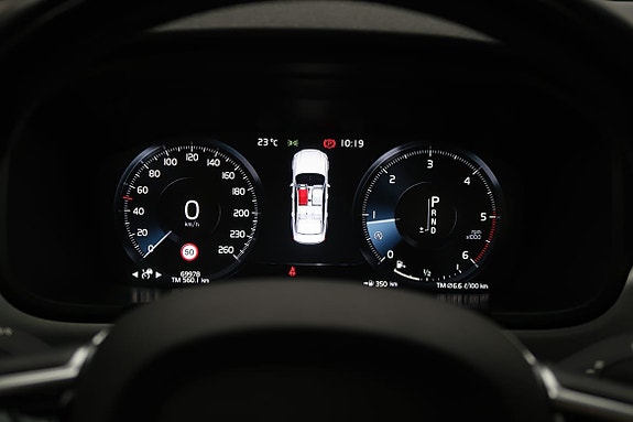 Volvo S90 8 of 17