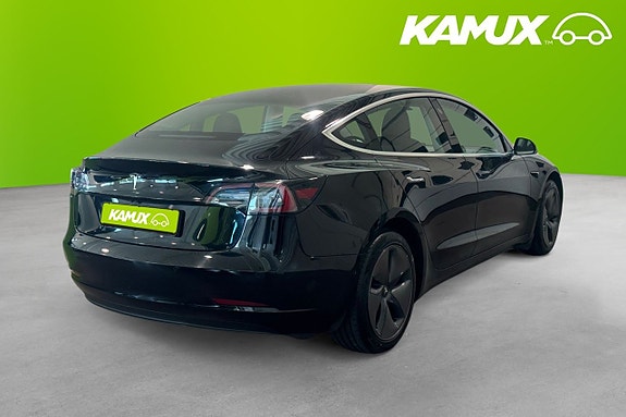 Tesla Model 3 4 of 5