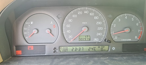 Volvo V70 8 of 11