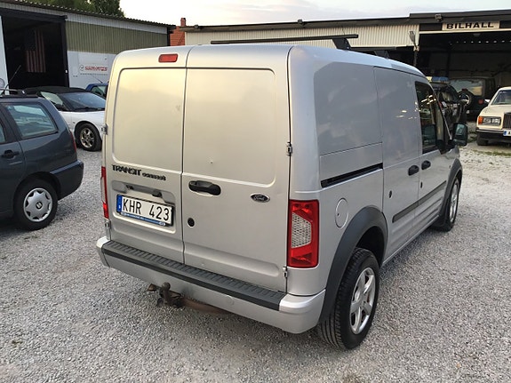 Ford Transit Connect 3 of 5