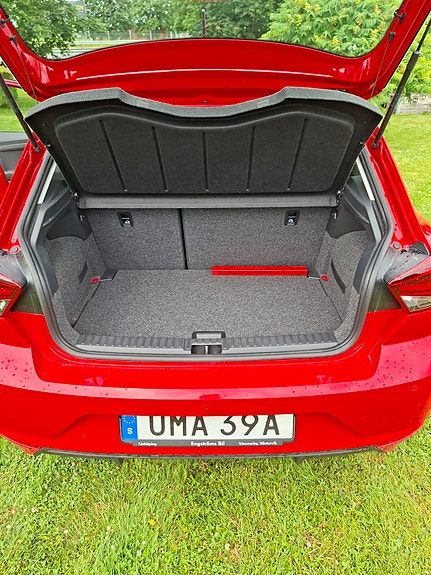 Seat Ibiza 4 of 5