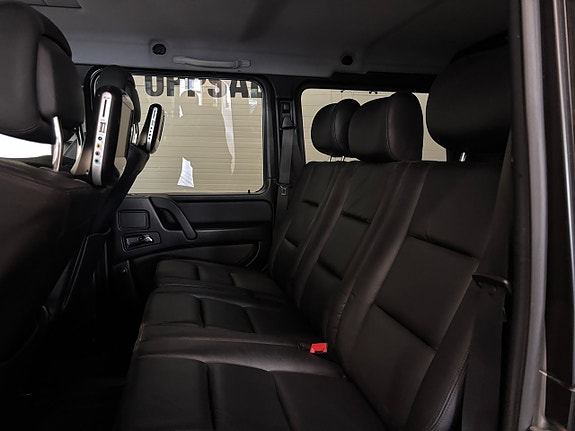 Mercedes-Benz G350 17 of 25