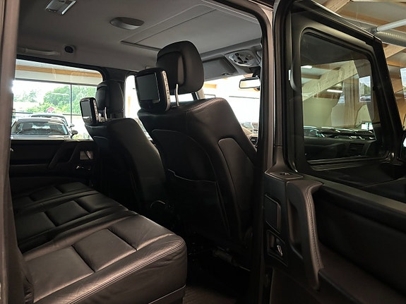 Mercedes-Benz G350 20 of 25