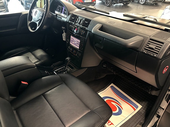 Mercedes-Benz G350 21 of 25