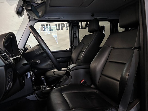 Mercedes-Benz G350 8 of 25