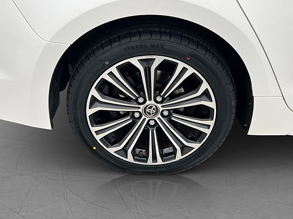 Toyota Corolla 24 of 25
