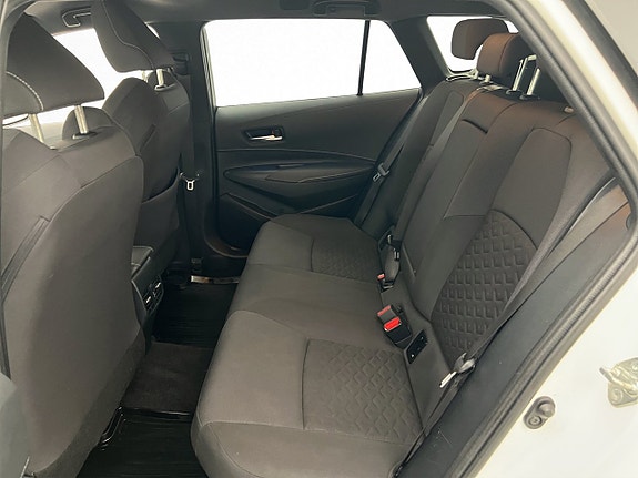 Toyota Corolla 12 of 25