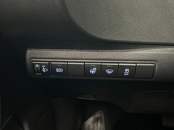 Toyota Corolla 16 of 25