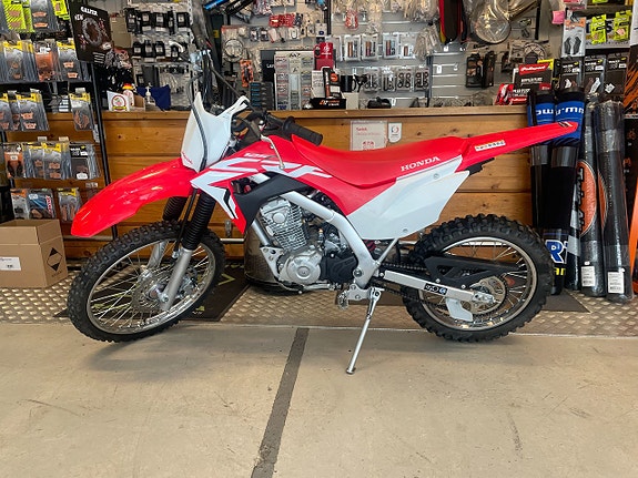 Honda CRF 125 F 2 of 4