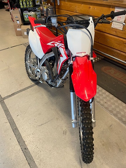 Honda CRF 125 F 3 of 4