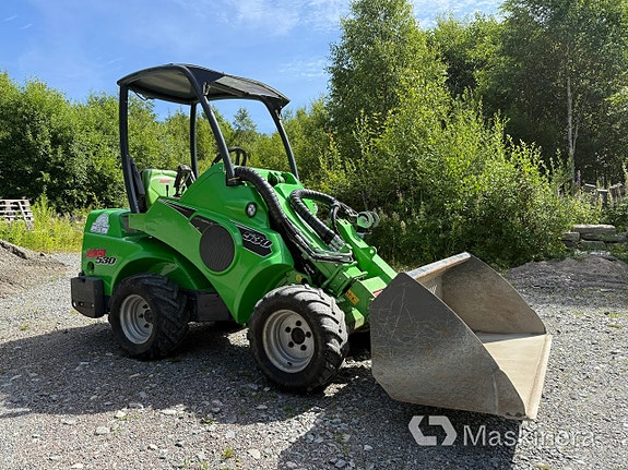 Kompaktlastare Avant M530 3 of 5