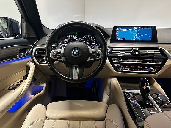 BMW 530i 12 of 30