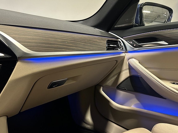 BMW 530i 25 of 30