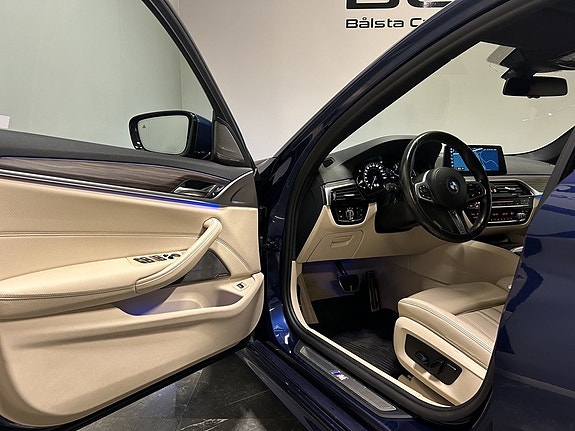 BMW 530i 13 of 30