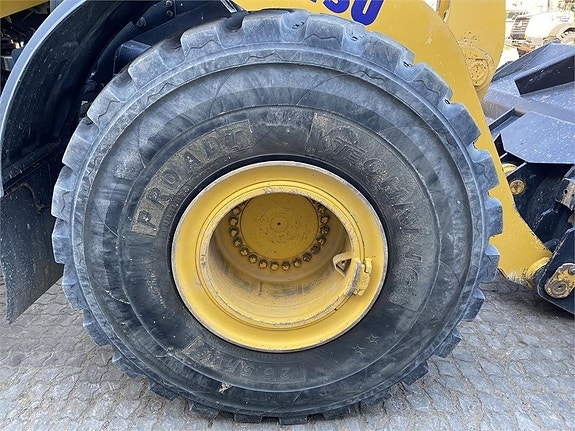 Komatsu WA480-8EO 6 of 12