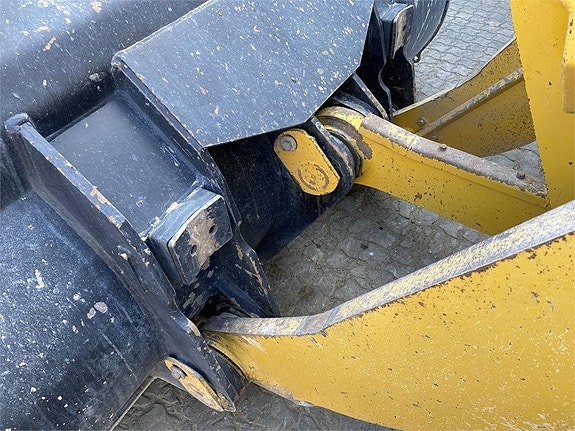 Komatsu WA480-8EO 11 of 12