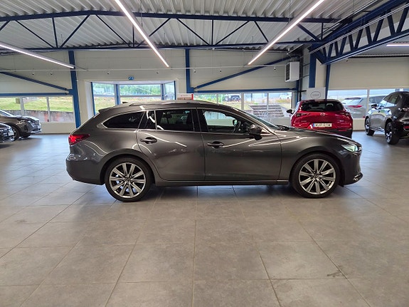 Mazda 6 5 of 5