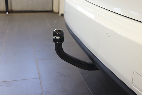 Peugeot 308 SW 12 of 15