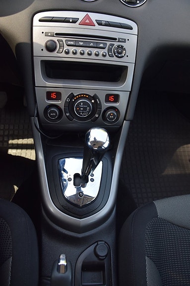 Peugeot 308 13 of 23
