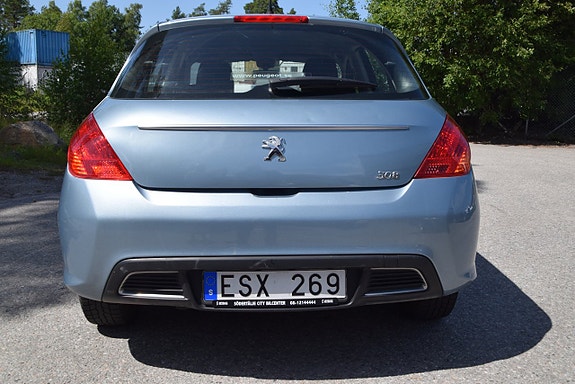Peugeot 308 4 of 5