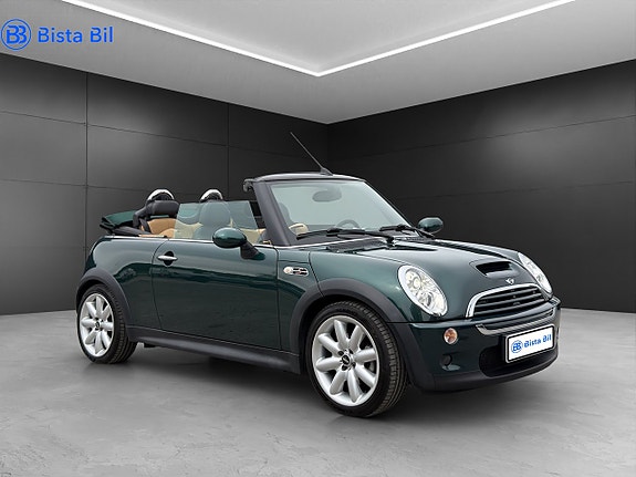 MINI Cooper S 3 of 5
