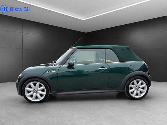 MINI Cooper S 11 of 24