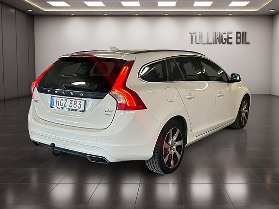 Volvo V60 5 of 22