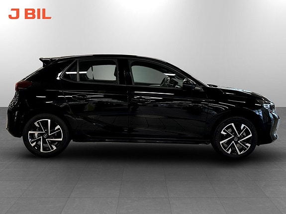 Opel Corsa 13 of 15