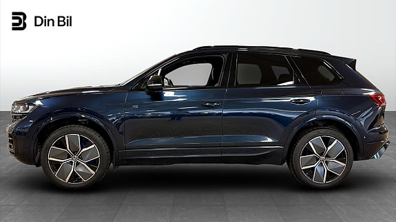 Volkswagen Touareg 3 of 16