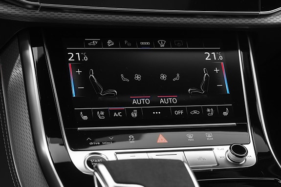 Audi Q8 14 of 30