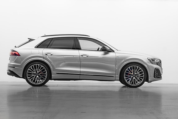 Audi Q8 5 of 30