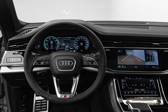 Audi Q8 10 of 30