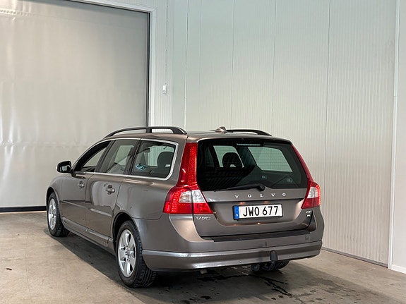 Volvo V70 6 of 20