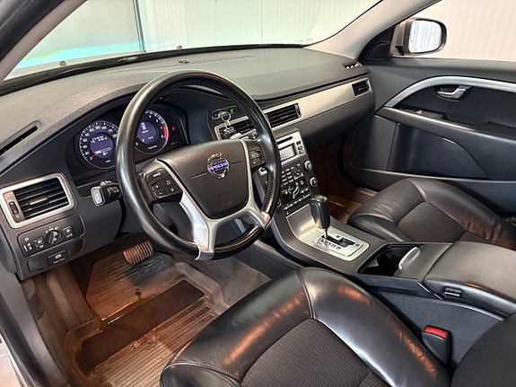 Volvo V70 7 of 20