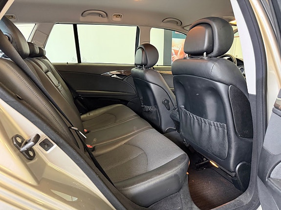 Mercedes-Benz E280 8 of 13
