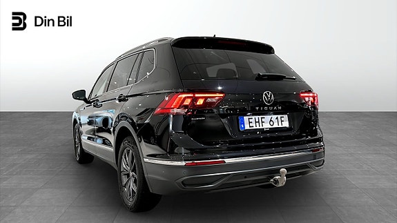 Volkswagen Tiguan Allspace 3 of 23