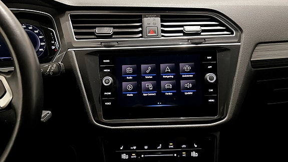 Volkswagen Tiguan Allspace 9 of 23