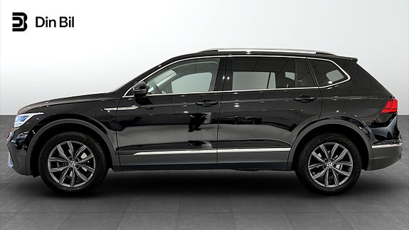 Volkswagen Tiguan Allspace 2 of 23