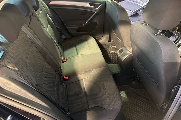 Volkswagen Golf I 9 of 10