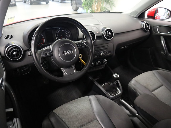 Audi A1 4 of 5