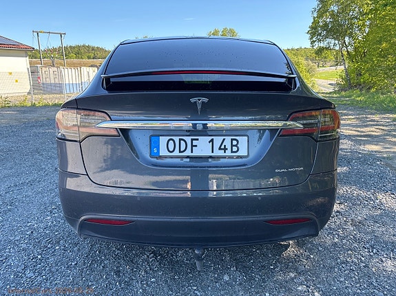 Tesla Model X 6 of 29